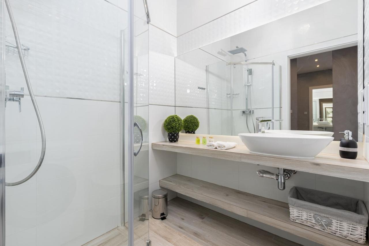 Angel Apartments 1 Краков Экстерьер фото